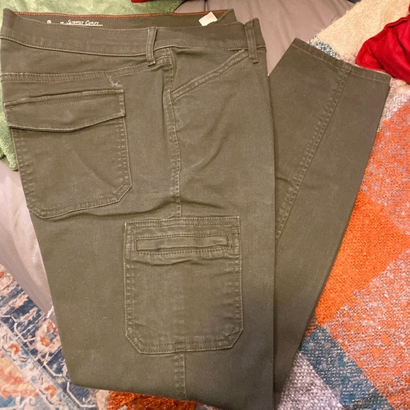 Eddie Bauer Denim - Eddie Bauer Cargo pants, size 12